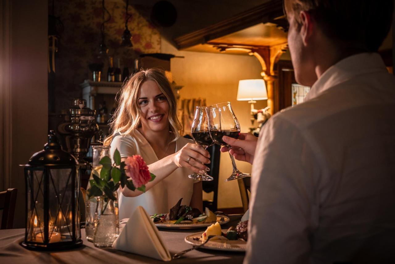 Piena Muiza - Berghof Hotel & Spa Sieksate エクステリア 写真