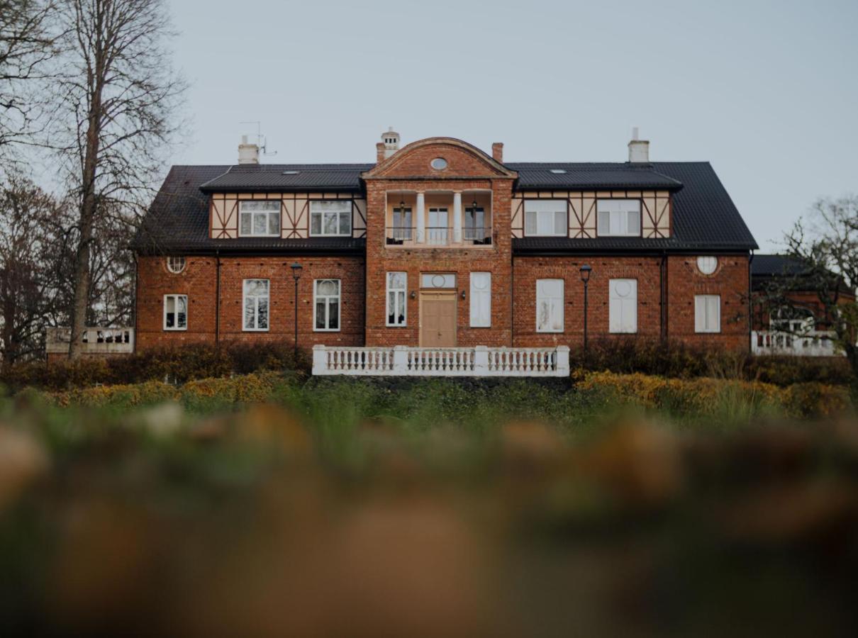 Piena Muiza - Berghof Hotel & Spa Sieksate エクステリア 写真