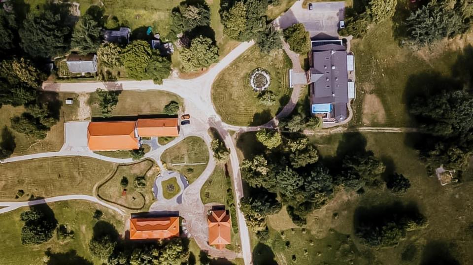 Piena Muiza - Berghof Hotel & Spa Sieksate エクステリア 写真